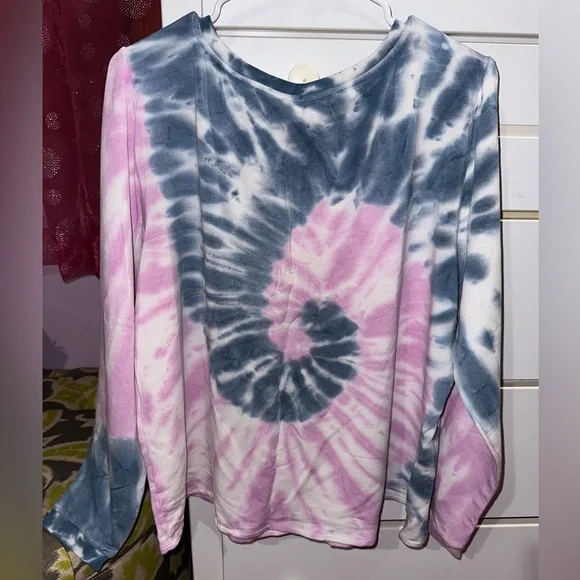 Torrid Top - Picture 2 of 3